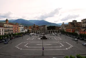 Sulmona's Piazza Garibaldi with the mountains beyond